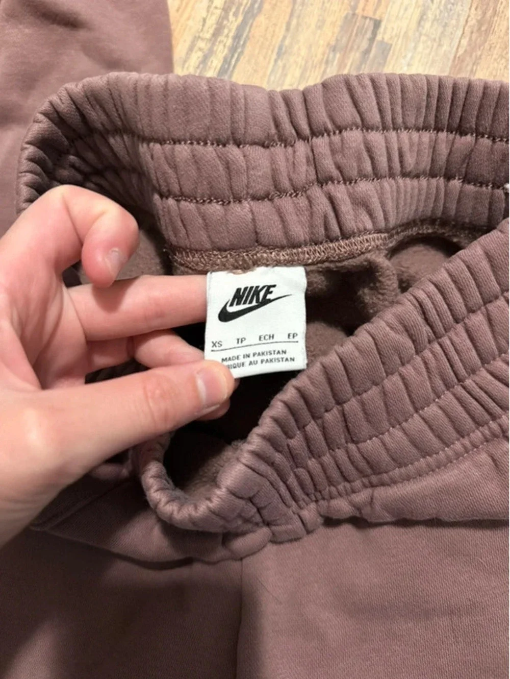 Nike Women’s XS joggers